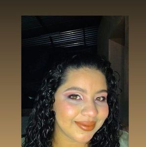 Meet your Posher, Agueda